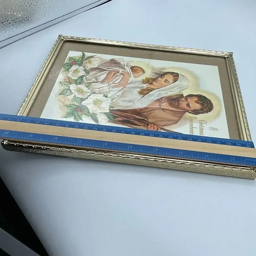 Vintage goldtone 8”X10” picture frame.